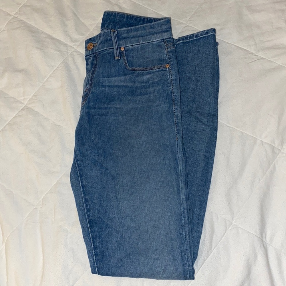 Mother size 28 skinny jeans (runs more like size 26)